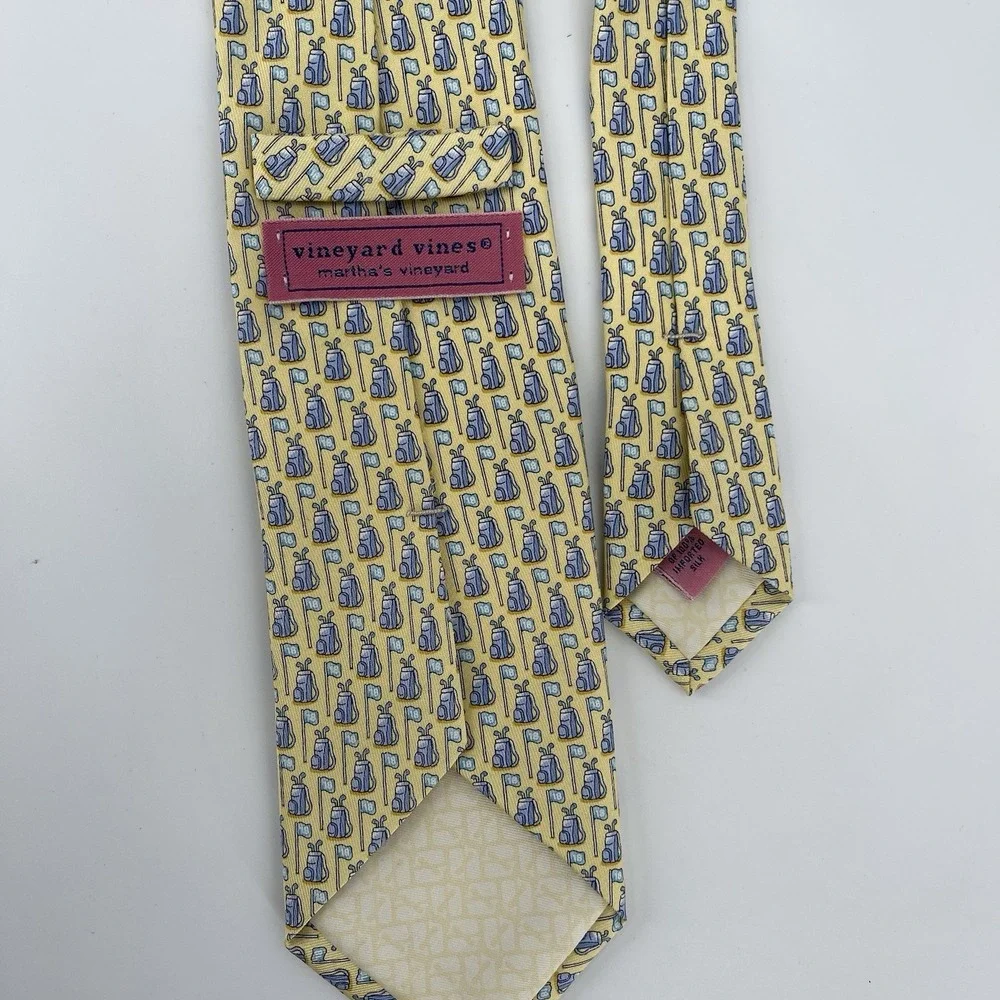 Vineyard Vines Tie Mens One Size Yellow Palm Tree Silk Hand Made USA Prep